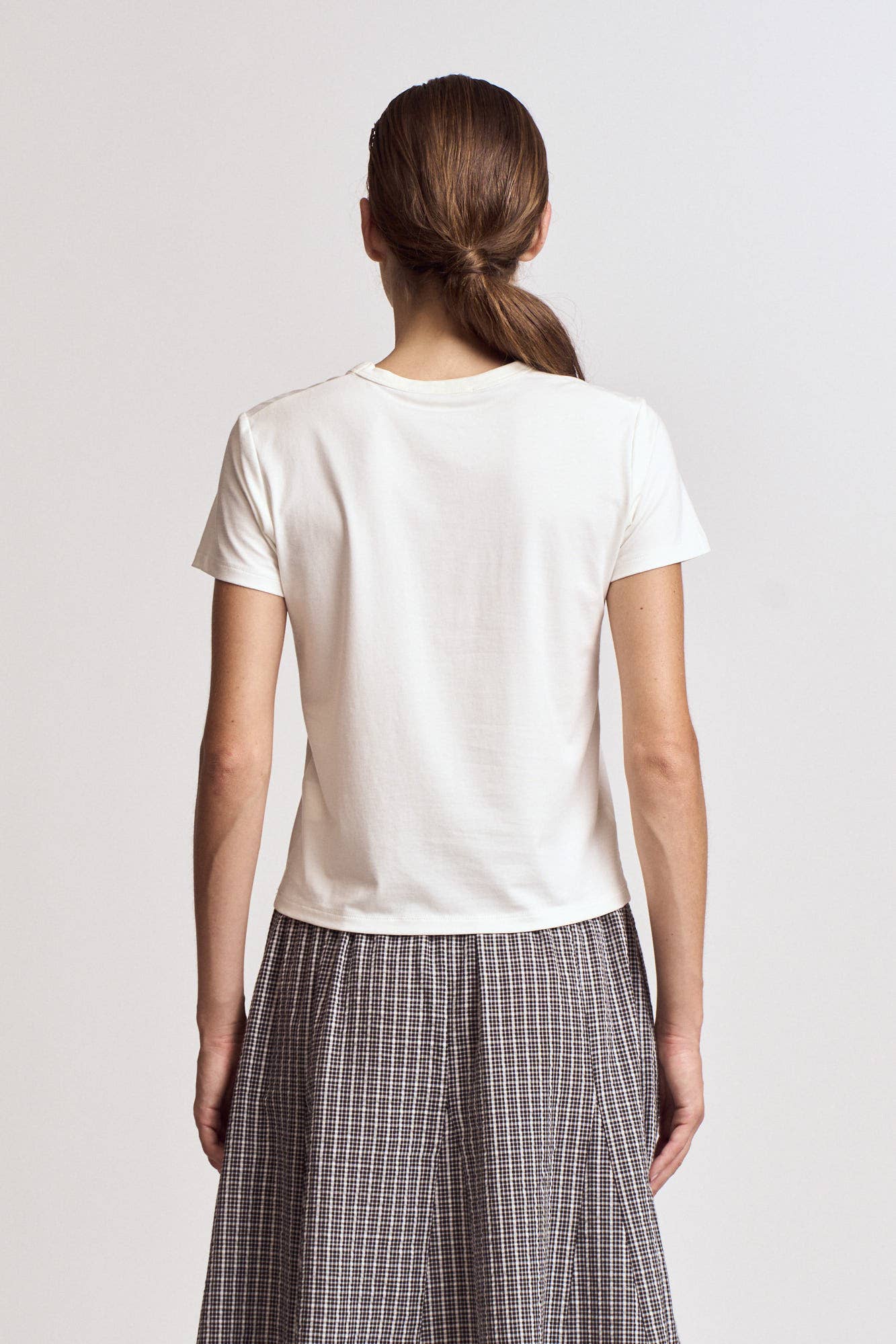 Laurel Essential Round Neck Tee