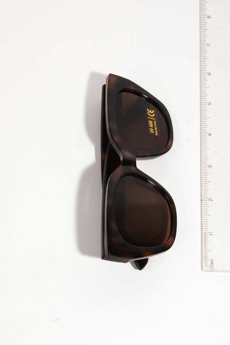 Butterfly Frame Sunglasses: Assorted