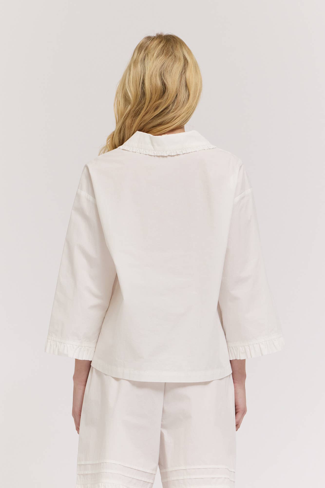Dorinne 100% Cotton Button Up Ruffle Top