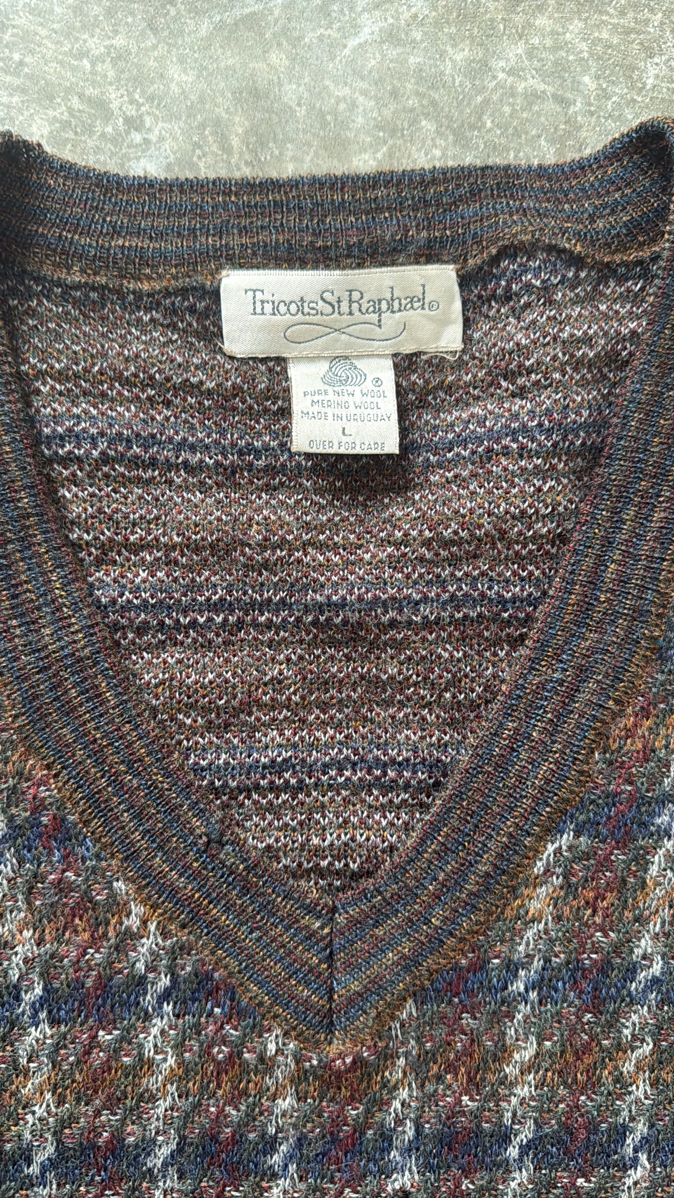 Vintage 80’s Geo Plaid style V-Neck Sweater