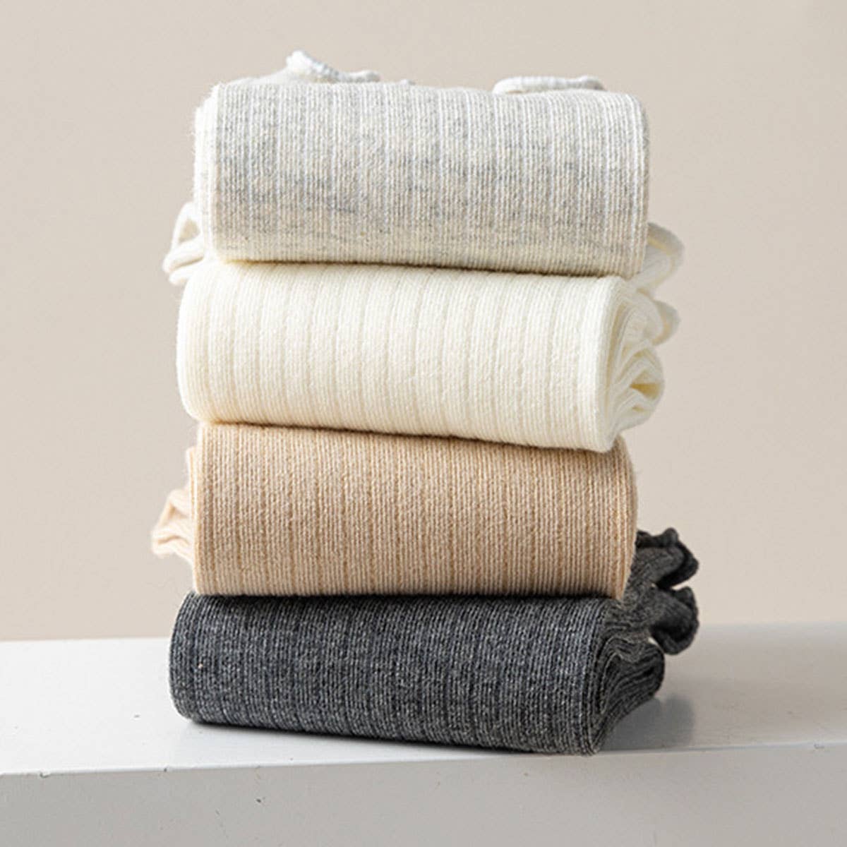 The Solid Ruffle Crew Socks