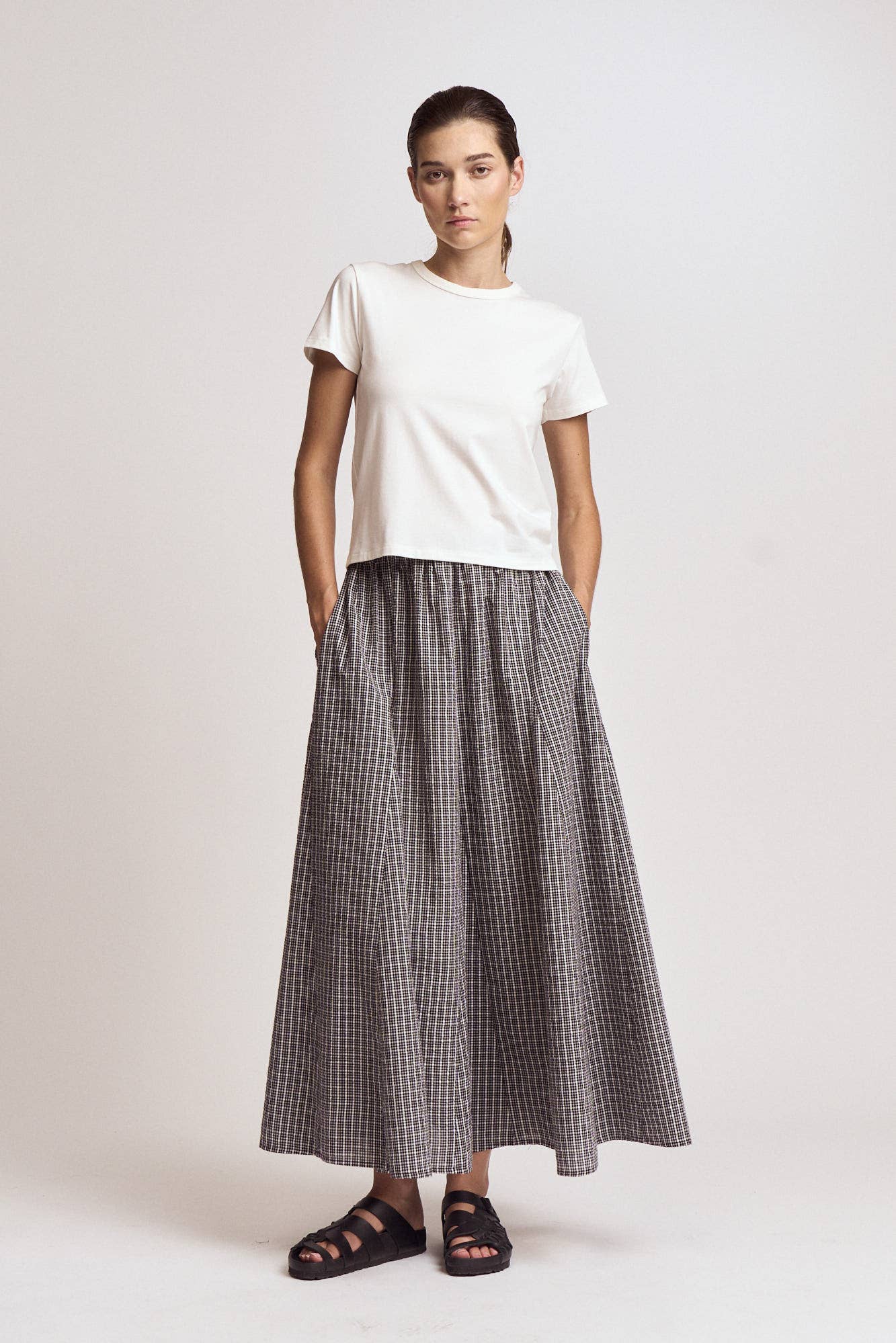 Laurel Essential Round Neck Tee