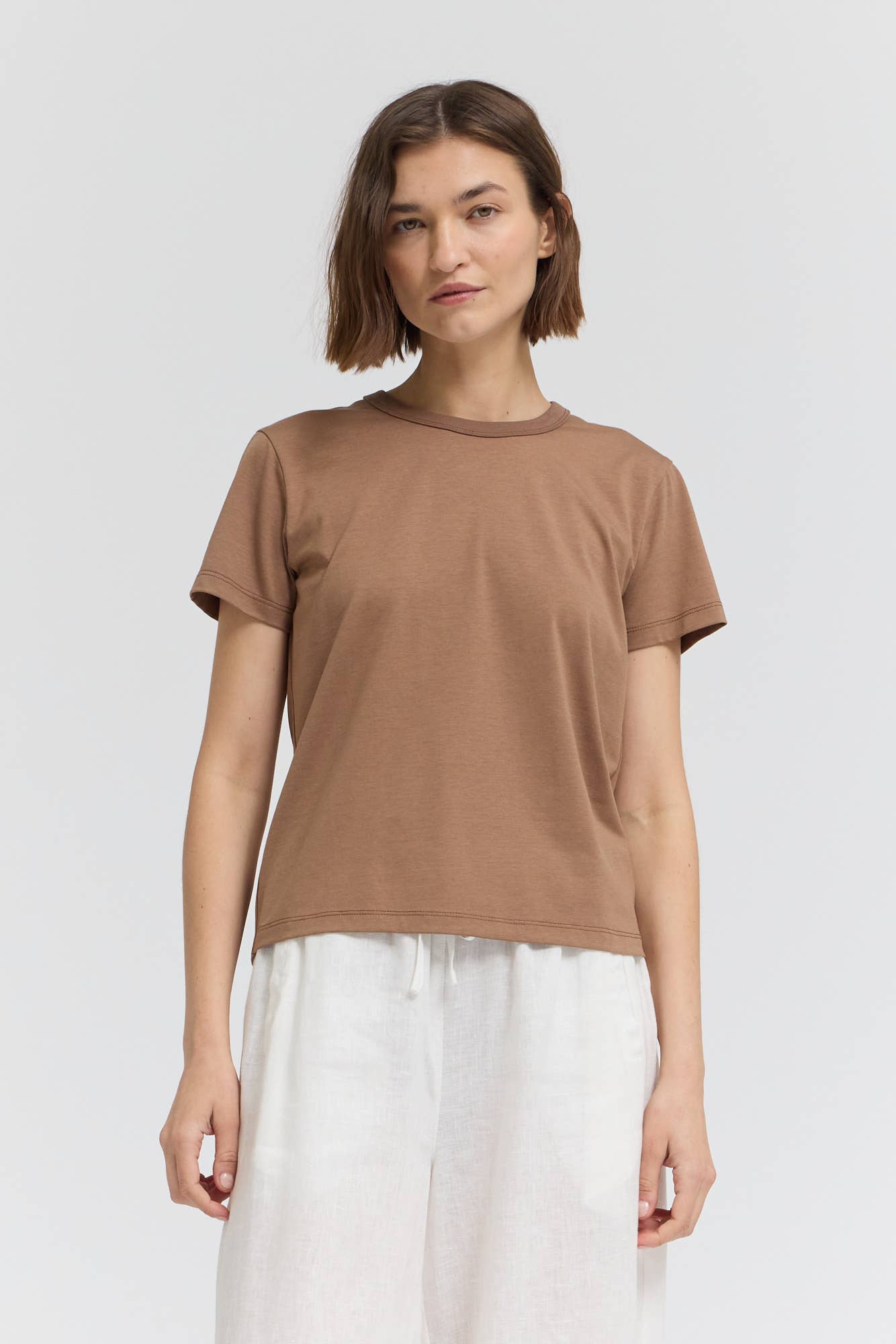 Laurel Essential Round Neck Tee