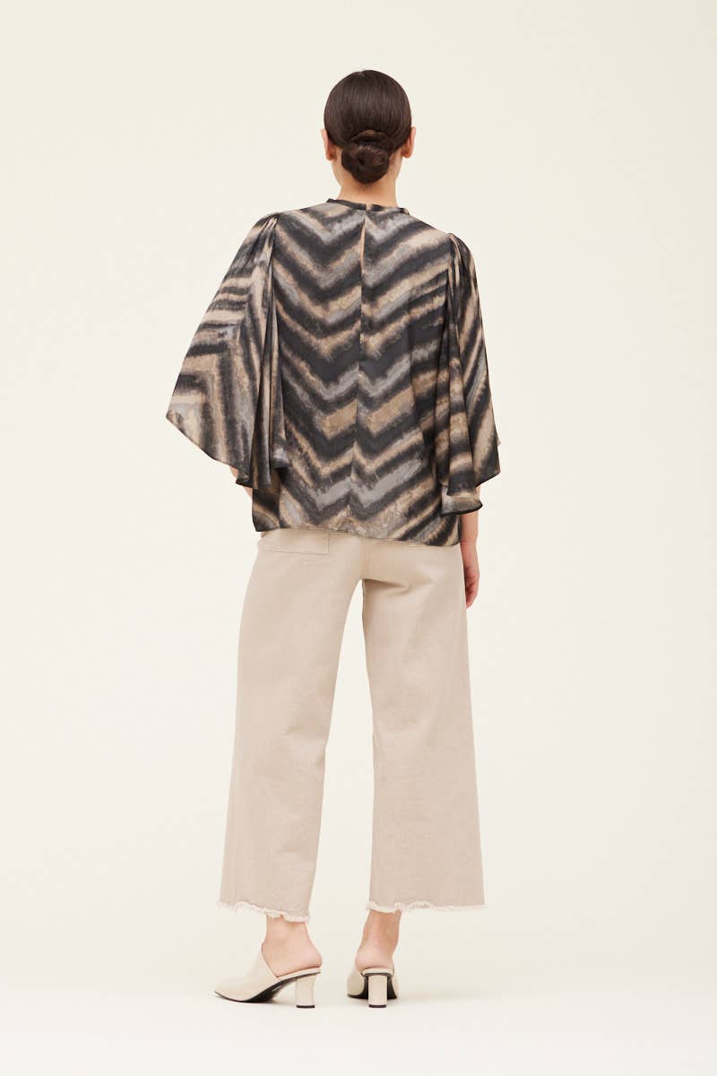 Quartz Pleated Sleeve Top