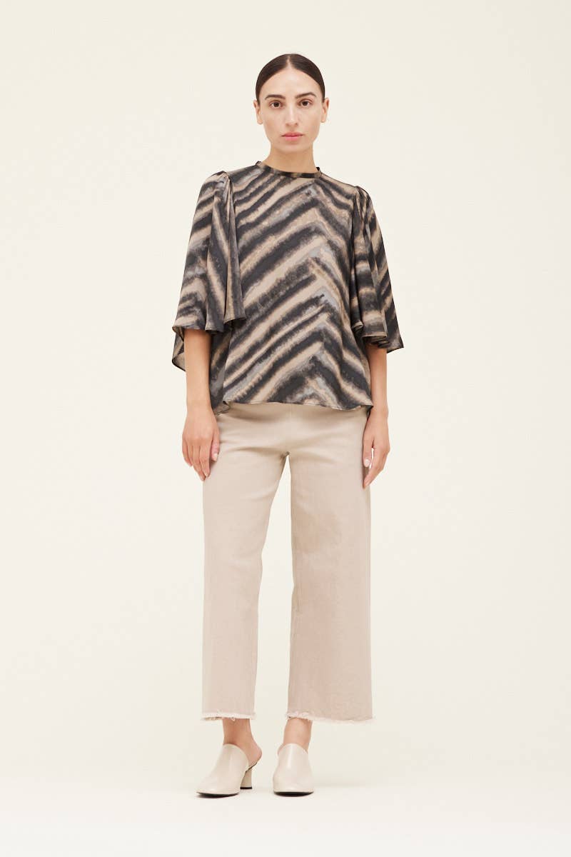 Quartz Pleated Sleeve Top