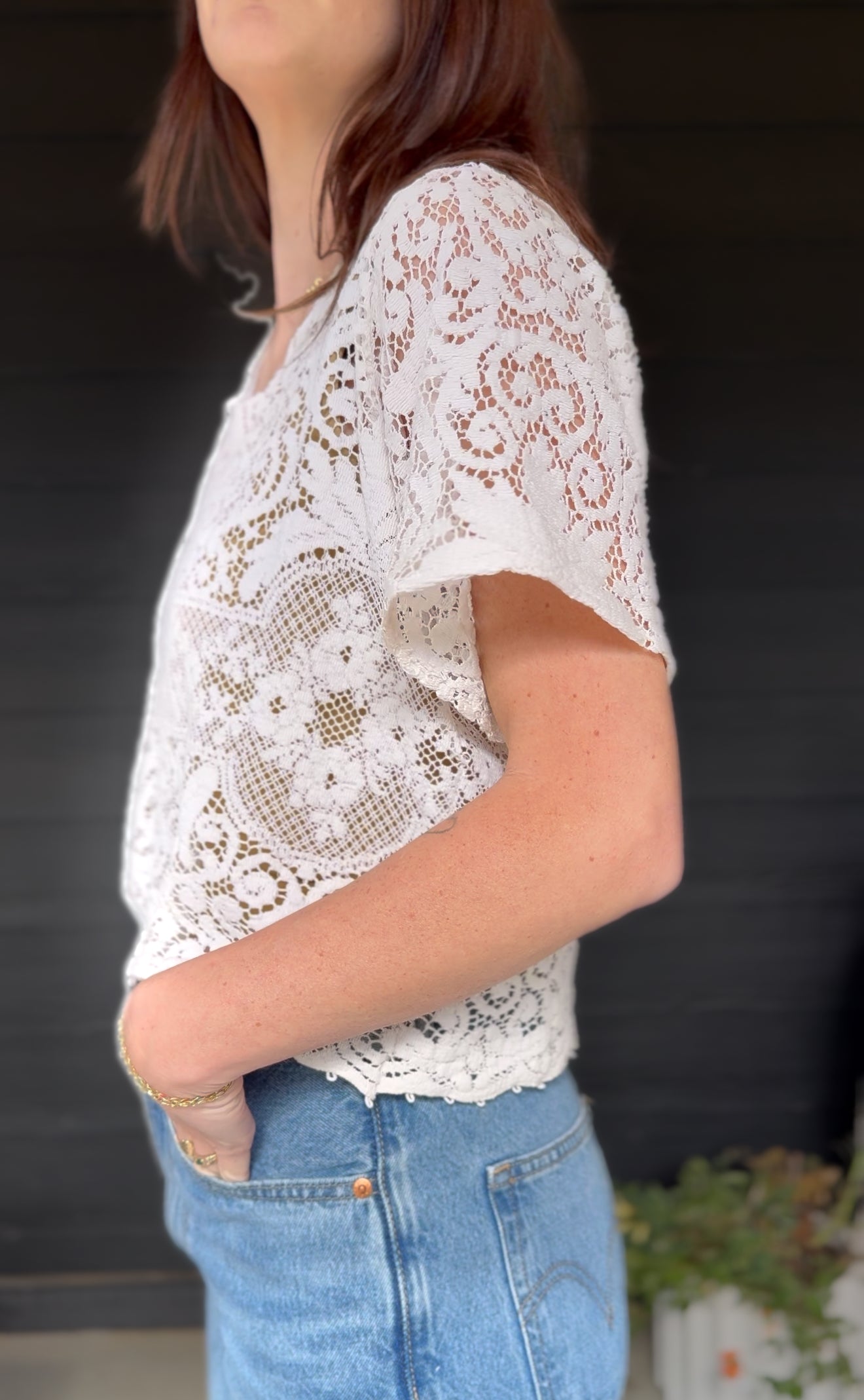 Signature Cream Floral Tablecloth Tee