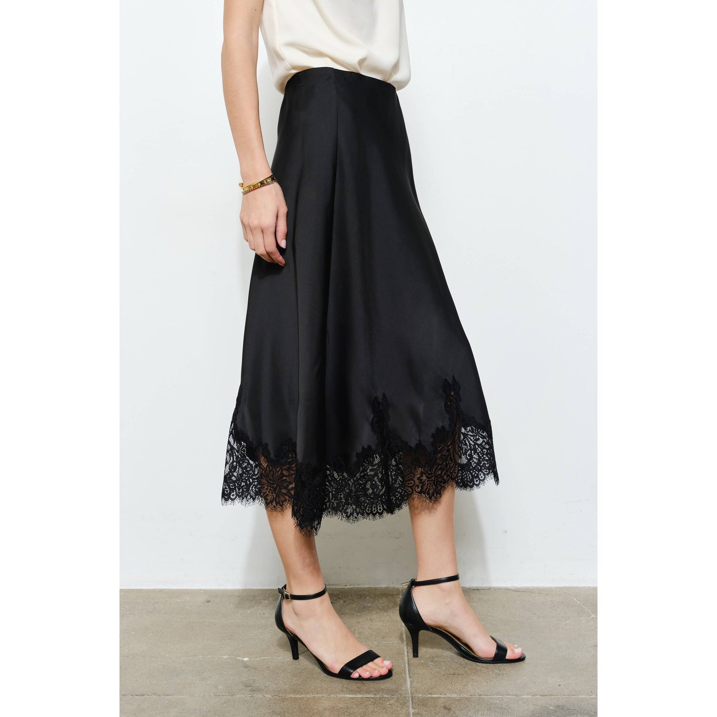 Poppy Classic Silky with Lace Midi Skirt