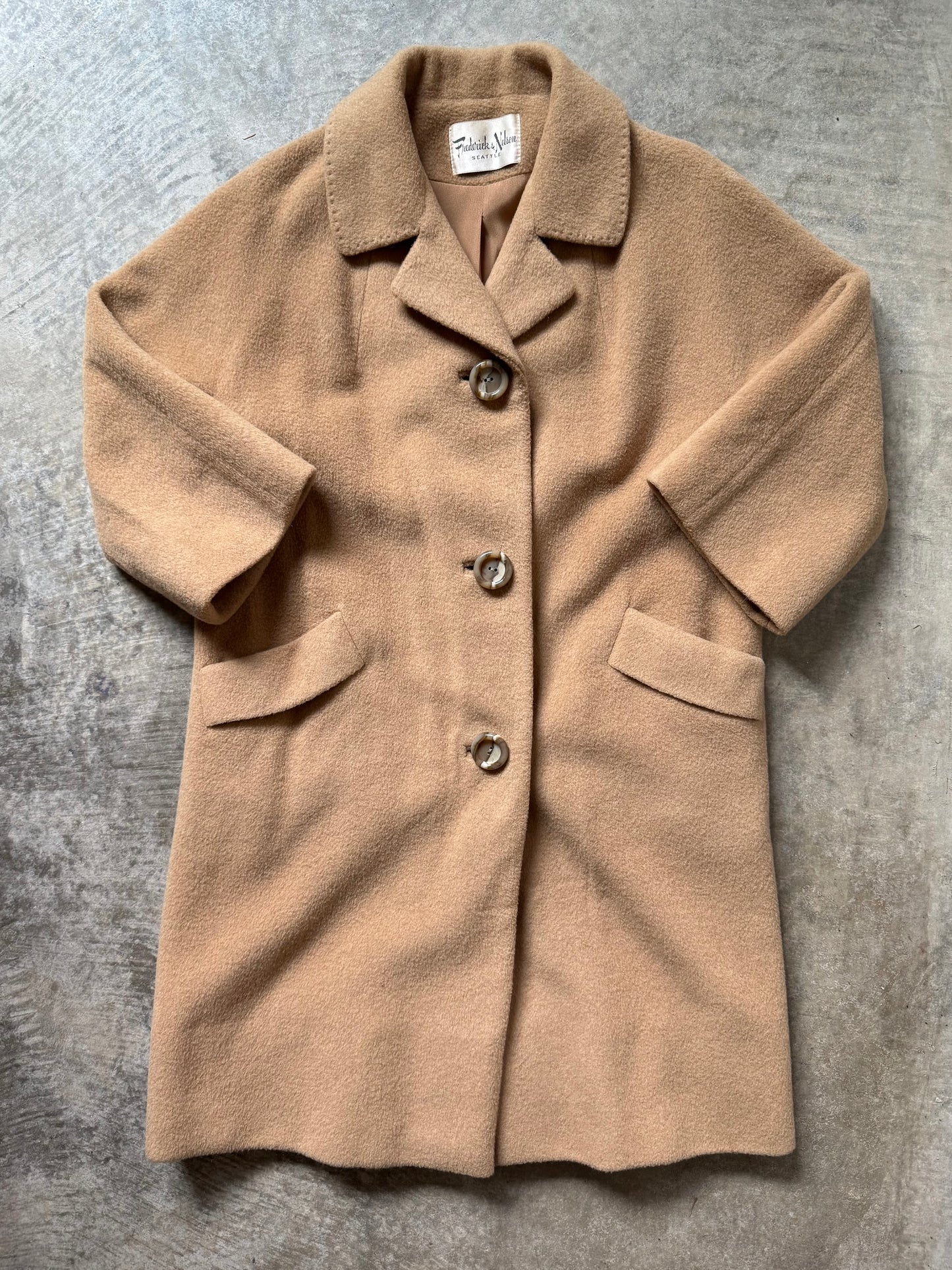 Vintage 70’s Fredrick & Nelson Camel Trench