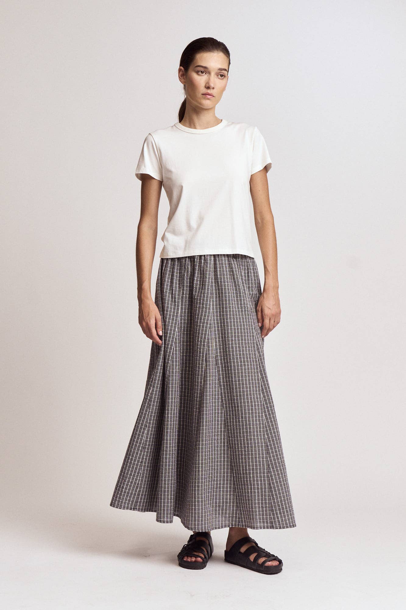 Laurel Essential Round Neck Tee
