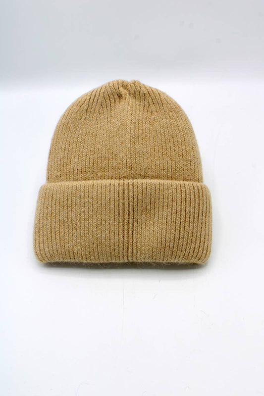 Classic plain Angora hat: Camel