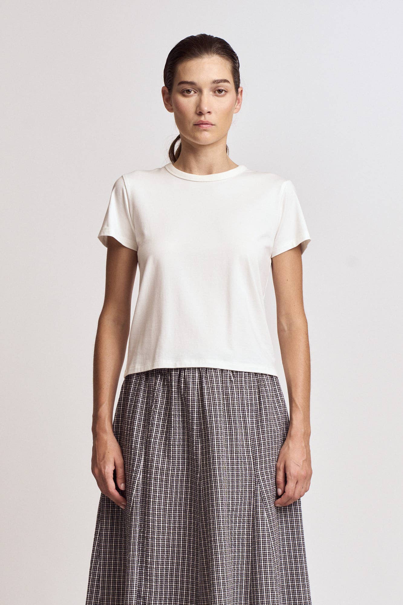 Laurel Essential Round Neck Tee